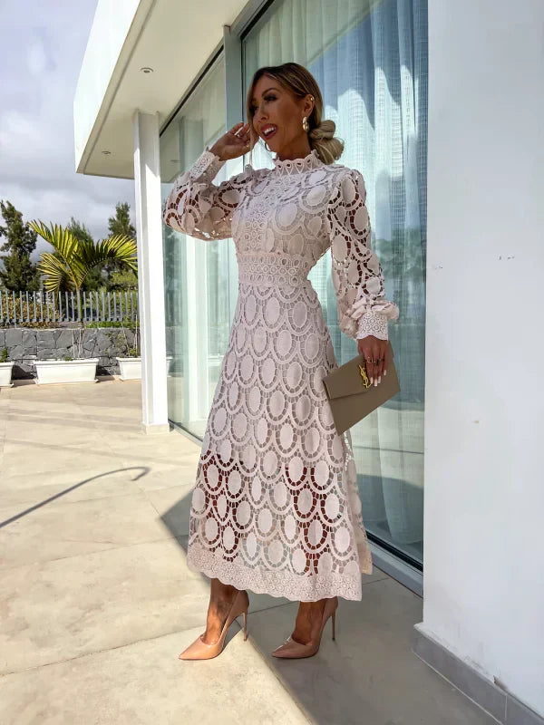 Sophie – Lace Detail Midi Dress