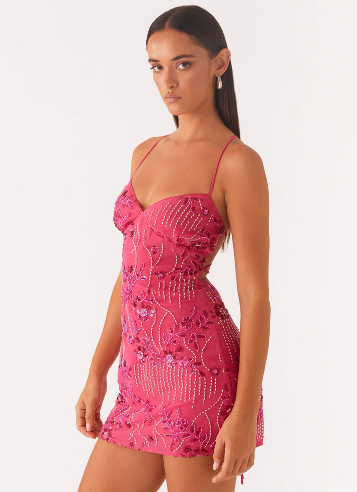 Alina – The Dress That Owns the Night